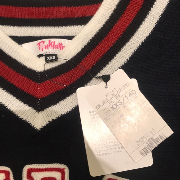 Tween Girls  v-neck Sweater - Picture 3 of 3